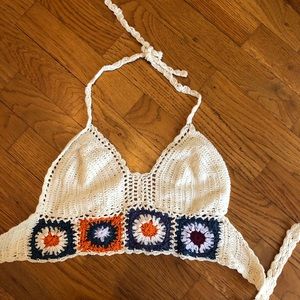 Floral crochet crop top